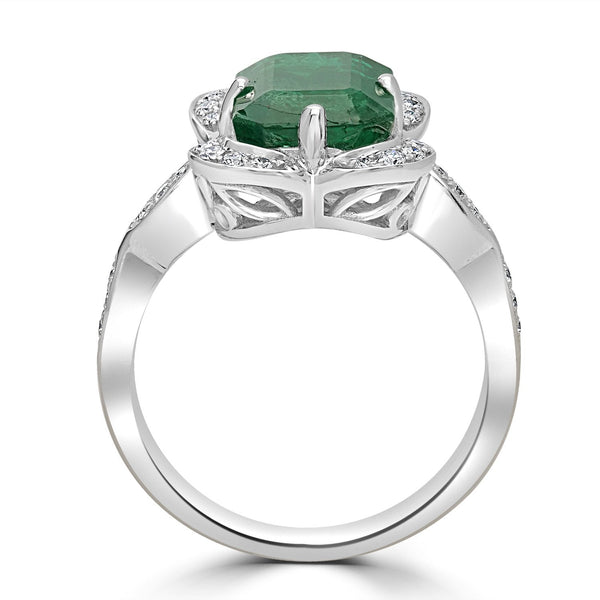 3.81ct Emerald Rings with 0.21tct Diamond set in 14K White Gold