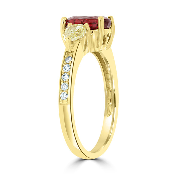 1.97Ct Ruby Ring With 0.69Tct Diamonds Set In 18K Yellow Gold