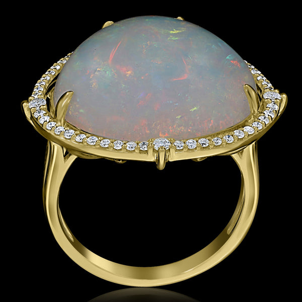 11.76ct Opal Ring with 0.32tct Diamonds set in 14K Yellow Gold