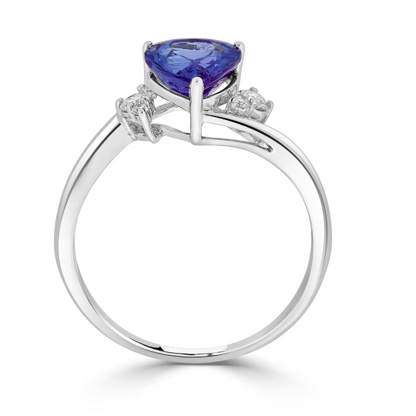 2ct Tanzanite ring with 0.13tct diamonds set in 14K white gold