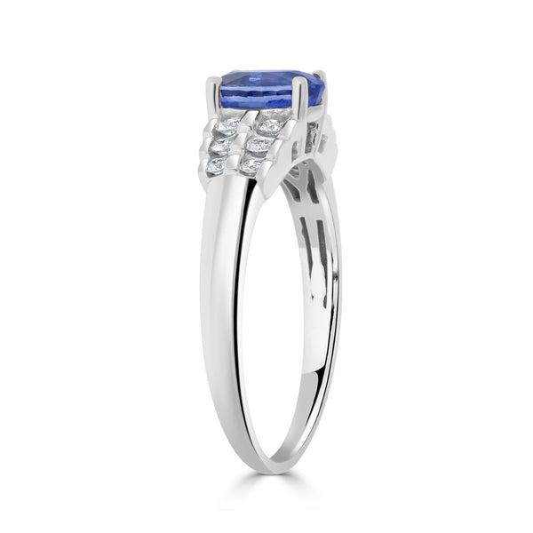 1.2ct Sapphire Ring with 0.19tct Diamonds set in 14K White Gold