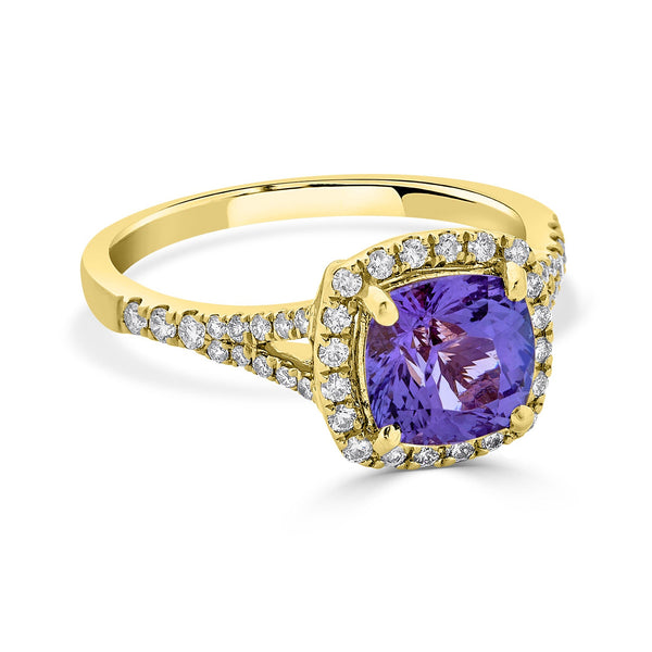 2.08ct Tanzanite ring with 0.33tct diamonds set in 14K yellow gold