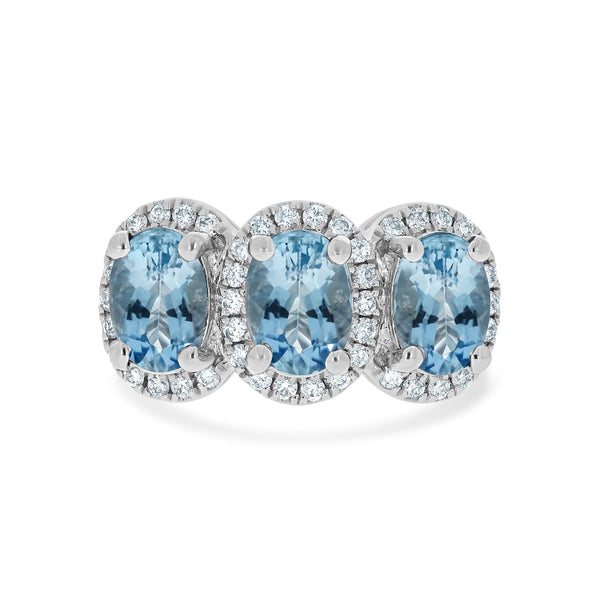 2.68ct Aquamarine ring with 0.32tct diamonds set in 14K white gold