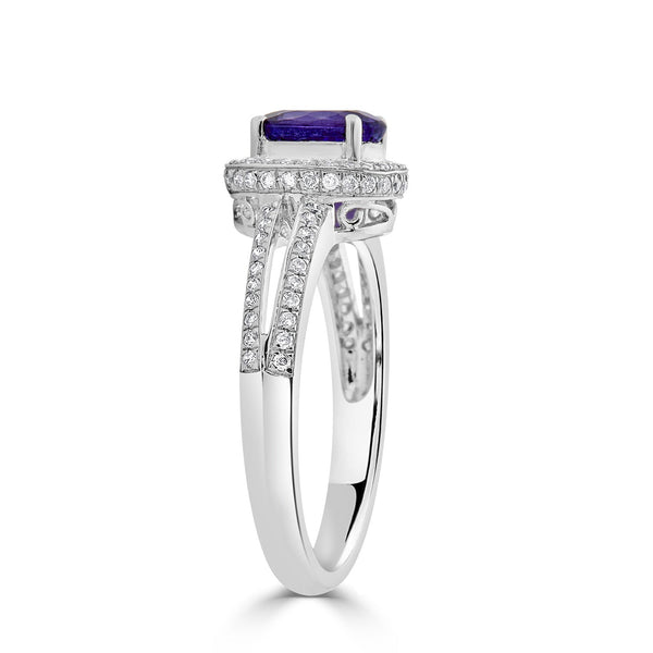 1.24ct Tanzanite ring with 0.37tct diamonds set in 14K white gold