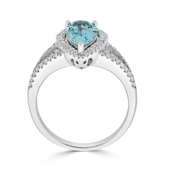 1.32ct Aquamarine ring with 0.46tct diamonds set in 14K white gold