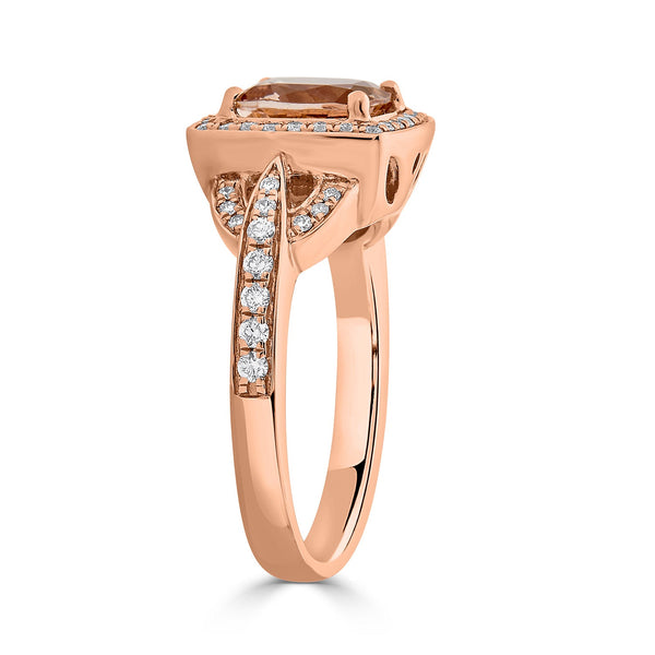 1.83ct Morganite ring with 0.34tct diamonds set in 14K rose gold