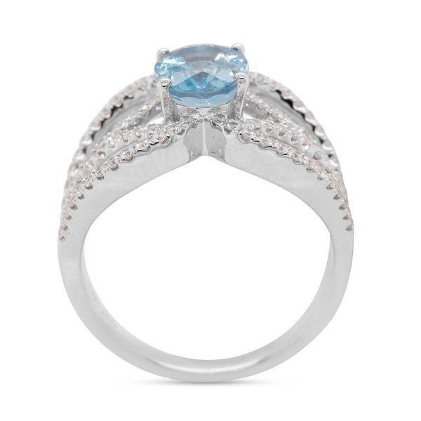 1.57ct Aquamarine ring with 0.50tct diamonds set in 14K white gold