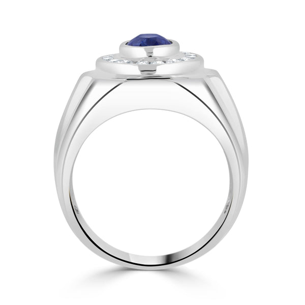 1.82ct SApphire Ring with 0.46tct Diamonds set in 14K White Gold