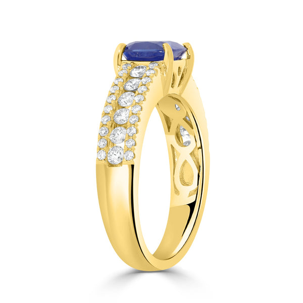 1.56Ct Sapphire Ring With 0.58Tct Diamonds Set In 14K Yellow Gold