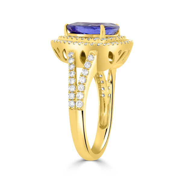 3.77 Tanzanite Rings with 0.76tct Diamond set in 14K Yellow Gold