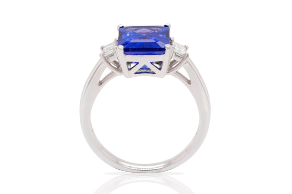 3.65ct Tanzanite ring with 0.24tct diamonds set in 14K white gold