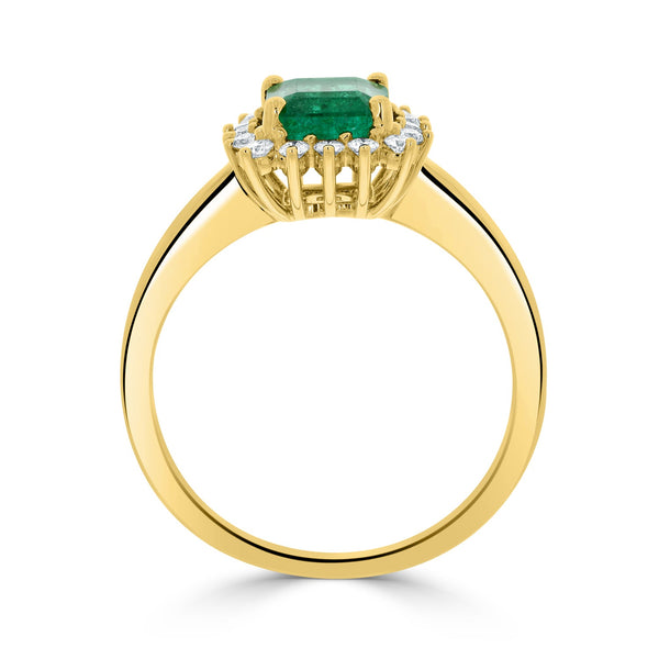 1.17ct Emerald ring with 0.21tct diamonds set in 14kt yellow gold