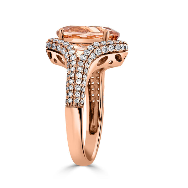 4.27ct Morganite ring with 0.75tct diamonds set in 14K rose gold