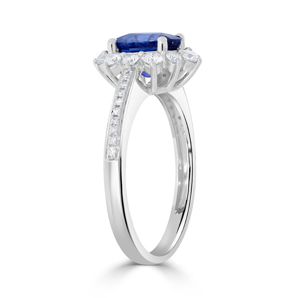 1.66ct Sapphire Ring with 0.43tct Diamonds set in 14K White Gold