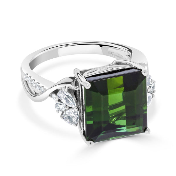 9.23ct Tourmaline ring with 0.48tct diamonds set in 14kt white gold