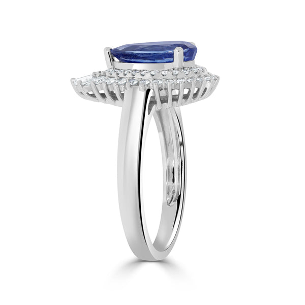 2.28ct Sapphire Ring with 0.36tct Diamonds set in 14K White Gold