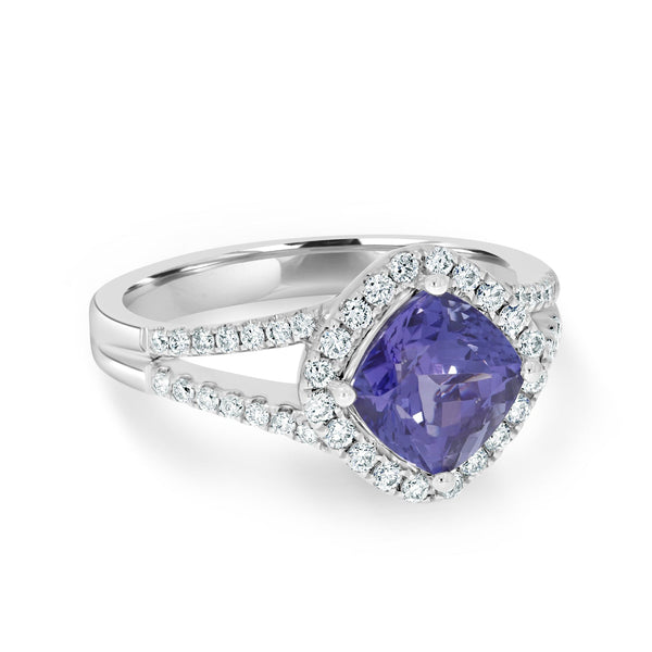 1.84ct Tanzanite Rings with 0.36tct diamonds set in 14kt white gold