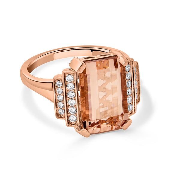 5.65ct Morganite ring with 0.23tct diamonds set in 14K rose gold