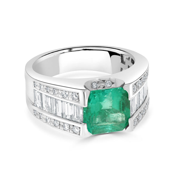 2.23ct Emerald Ring with 1.22tct Diamonds set in 900 Platinum