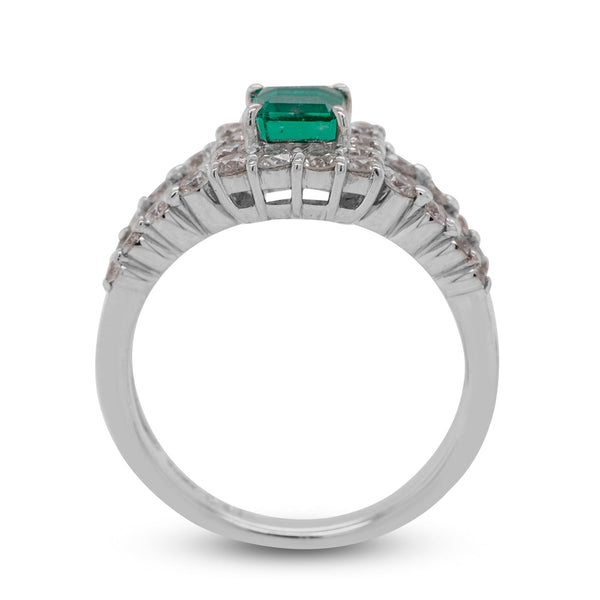 0.61ct Emerald ring with 0.94tct diamonds set in Platinum