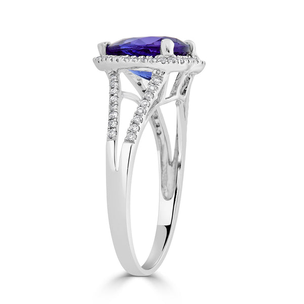 2.24ct Tanzanite ring with 0.20tct diamonds set in 14K white gold