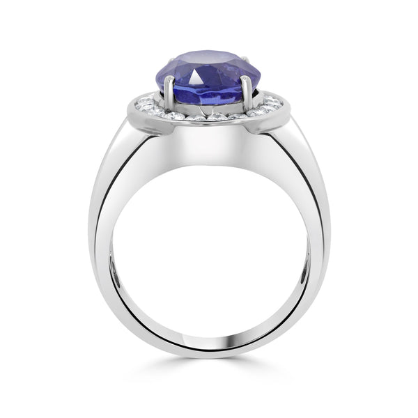 8.26Ct Tanzanite Ring With 0.85Tct Diamonds Set In 14K White Gold