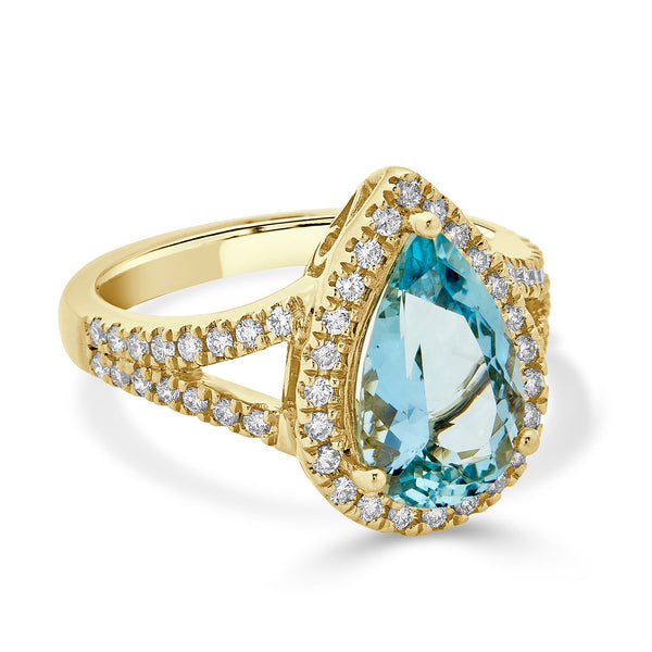 2.62ct Aquamarine ring with 0.44tct diamonds set in 14K yellow gold