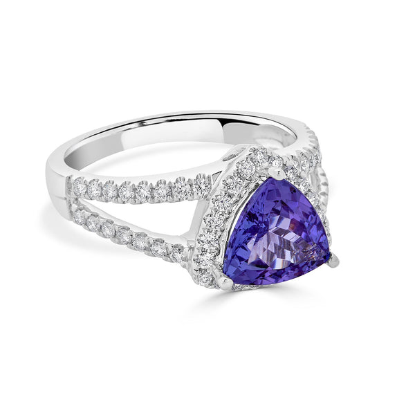 1.92ct Tanzanite ring with 0.48tct diamonds set in 14K white gold