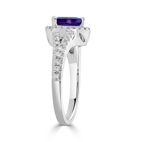 1.34Ct Tanzanite Ring With 0.45Tct Diamonds Set In 14Kt White Gold