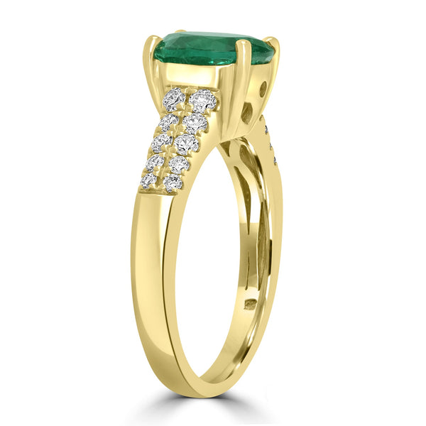 1.8ct   Emerald Rings with 0.39tct Diamond set in 14K Yellow Gold