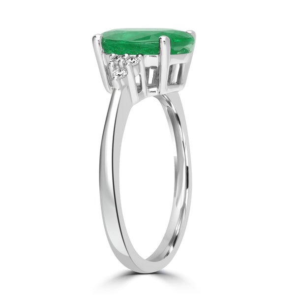 2.22ct   Emerald Rings with 0.1tct Diamond set in 14K White Gold