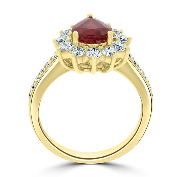 1.82Ct Ruby Ring With 0.95Tct Diamonds Set In 18K Yellow Gold