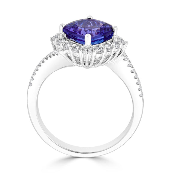 2.74Ct Tanzanite Ring With 0.52Tct Diamonds Set In 14Kt White Gold