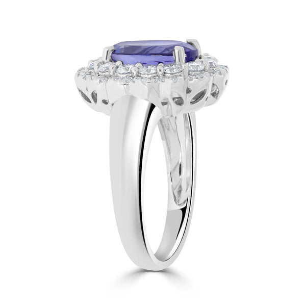 3.96 Tanzanite Rings with 0.85tct Diamond set in 14K White Gold