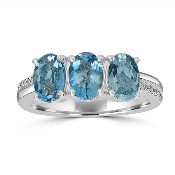 2.22ct  Aquamarine Rings with 0.09tct Diamond set in 14K White Gold