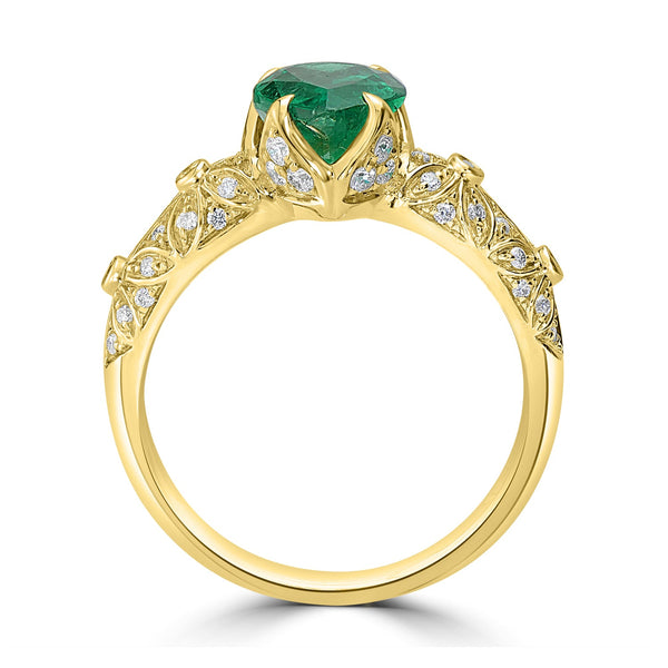 1.6ct Emerald Ring with 0.3tct Diamonds set in 14K Yellow Gold