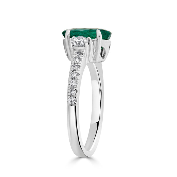 2.35ct Emerald Ring with 0.53tct Diamonds set in 14K White Gold