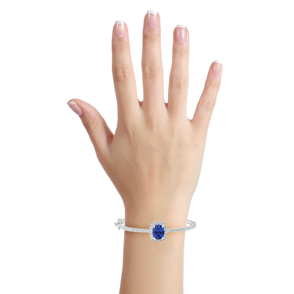 4.81ct Tanzanite Bangle with 1.17tct Diamonds set in 14K White Gold