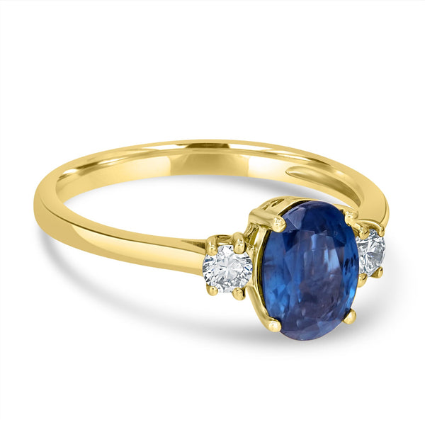 1.41ct Kyanite Ring with 0.2tct Diamonds set in 14K Yellow Gold