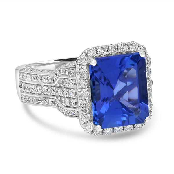 5.5ct Tanzanite Rings with 1.1tct Diamond set in 14K White Gold