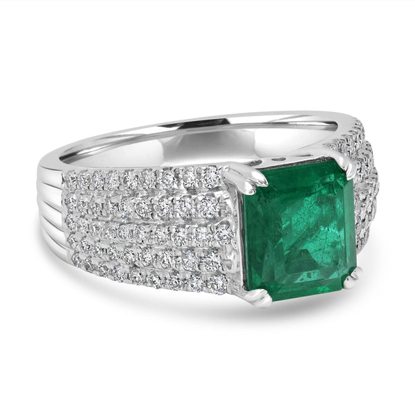 2.2ct Emerald Ring with 0.64tct Diamonds set in 14K White Gold