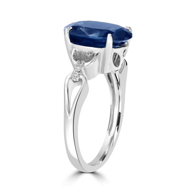 5.44ct Kyanite Ring with 0.19tct Diamonds set in 14K White Gold