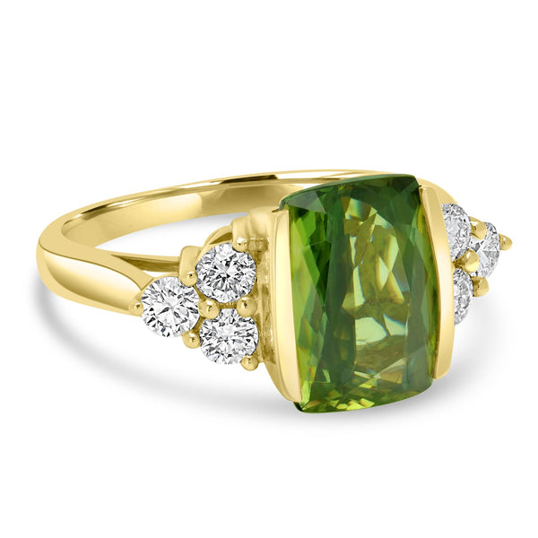 4.23ct  Sphene Rings with 0.58tct Diamond set in 14K Yellow Gold