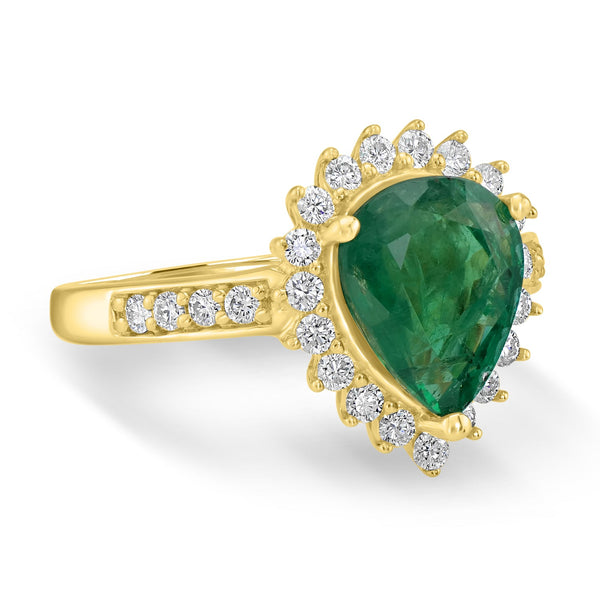 2.1ct Emerald Ring with 0.45tct Diamonds set in 18K Yellow Gold