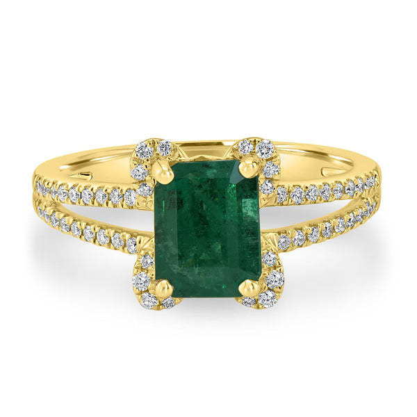 1.53ct Emerald Ring with 0.2tct Diamonds set in 14K Yellow Gold