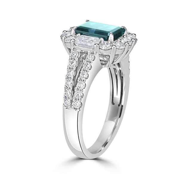 2.12ct Alexandrite Ring with 1.35tct Diamonds set in 18K White Gold