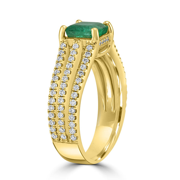 1.46ct Emerald Ring with 0.58tct Diamonds set in 14K Yellow Gold