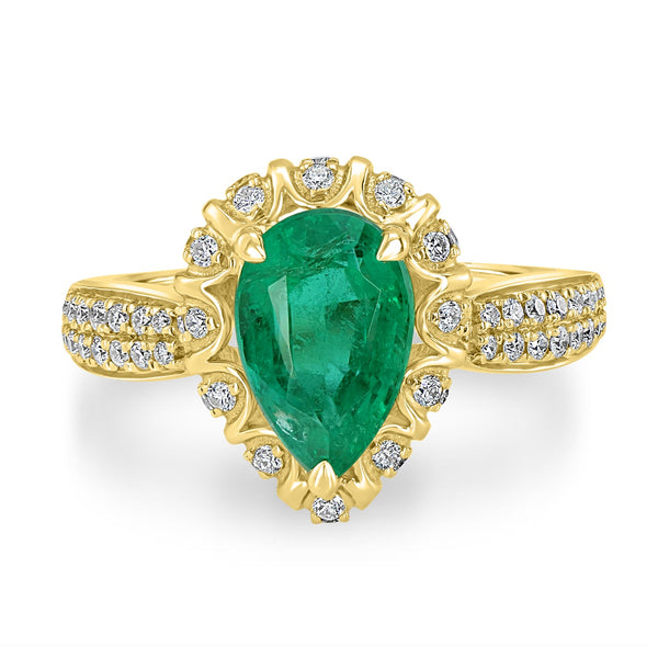 2.1ct Emerald Ring with 0.44tct Diamonds set in 14K Yellow Gold