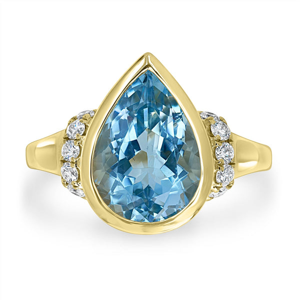 3.24ct Aquamarine Ring with 0.23tct Diamonds set in 14K Yellow Gold