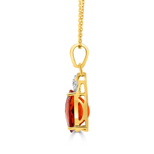 3.1ct Citrine Pendant with 0.05tct Diamonds set in 14K Yellow Gold